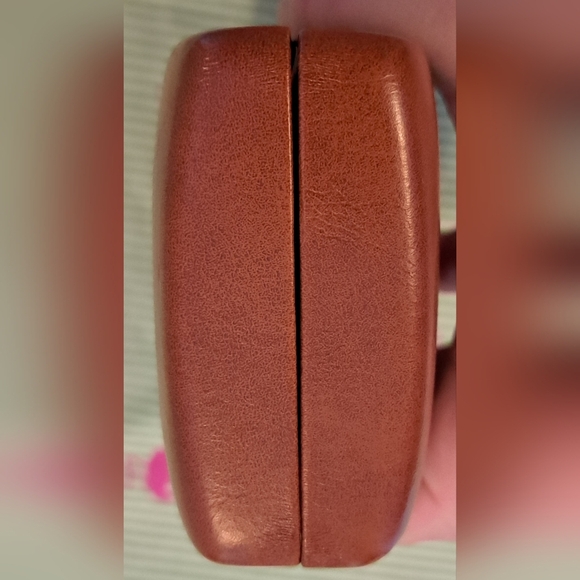 NWOT Unisex Illesteva Large Brown Leather Eyeglasses Sunglass Sunnies Hard Case - Picture 7 of 9